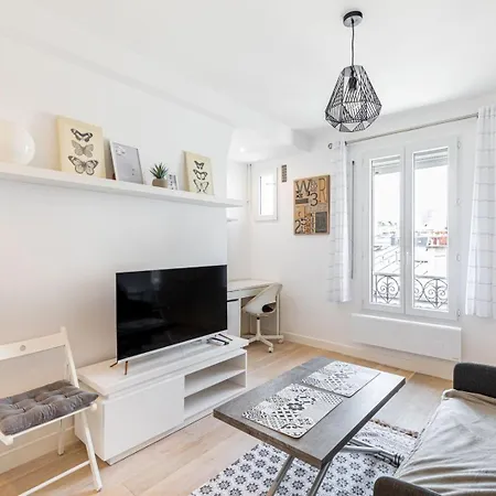 Appartamento Guestready - Sejour Agreable Au 18e. Parigi